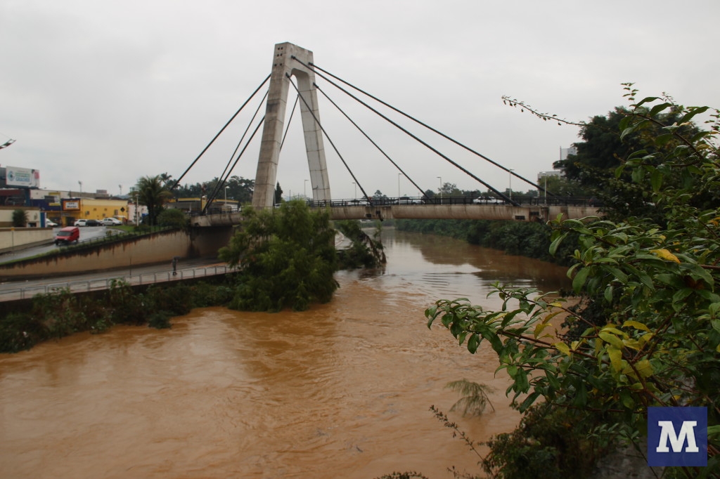 Defesa Civil mantém estado de alerta