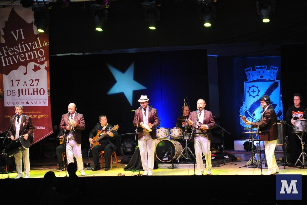 Demônios da Garoa encerra Festival de Inverno