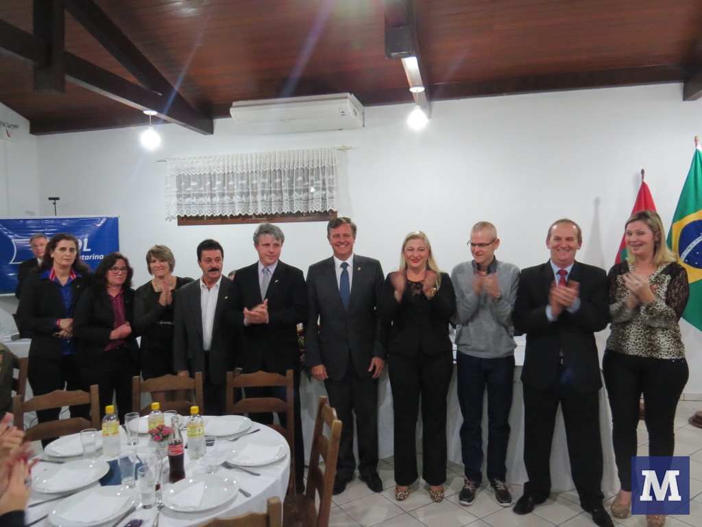 Primeira diretoria da CDL Guabiruba toma posse