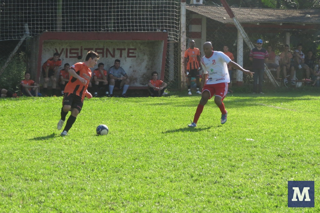 Tudo igual entre Solução/Flyone e Caresias no Amador de Guabiruba