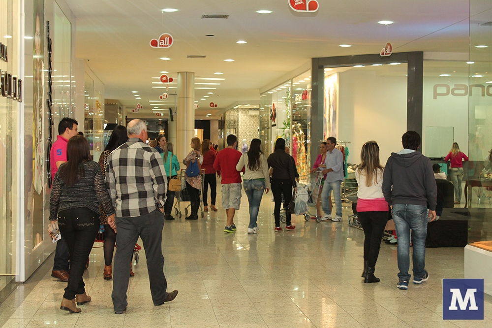 Verão colorido é tendência para 2015