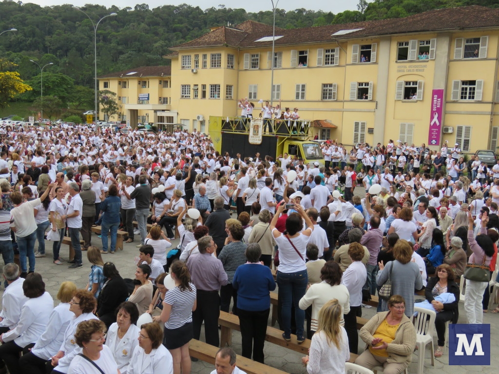Fiéis de Brusque e região participam da Caminhada da Paz neste domingo