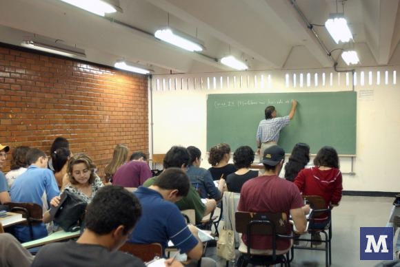 Veteranos no Enem são maioria pela primeira vez desde 2011