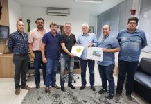 Bruscão apresenta documentação inicial para construção da Arena Havan