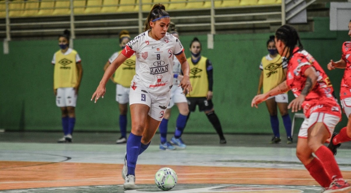 Bella Barateiro futsal seleção brasileira brusque