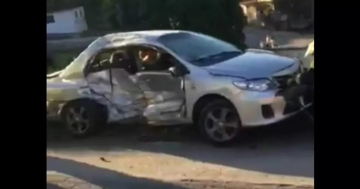 Duas pessoas morrem após colisão entre carros na BR-470, no Vale do Itajaí