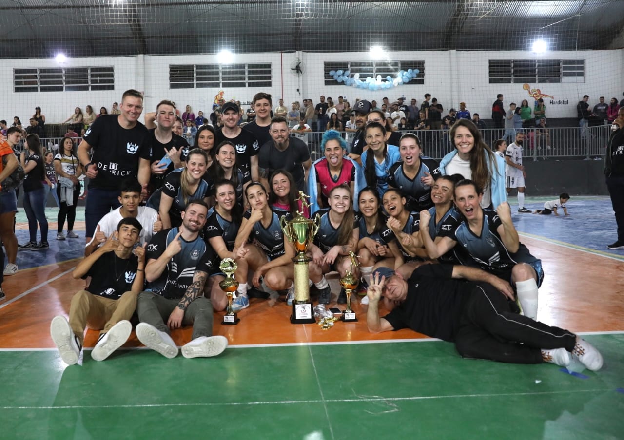 Boos Futsal Guabiruba 2023 campeão feminino