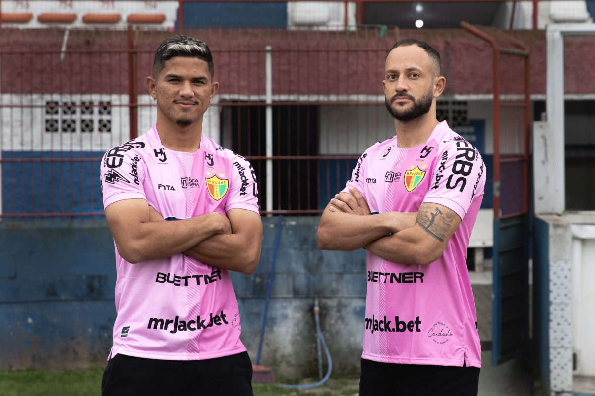 Brusque camisa outubro rosa