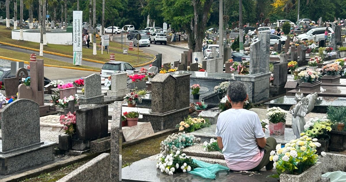 Brusque Finados Parque da Saudade