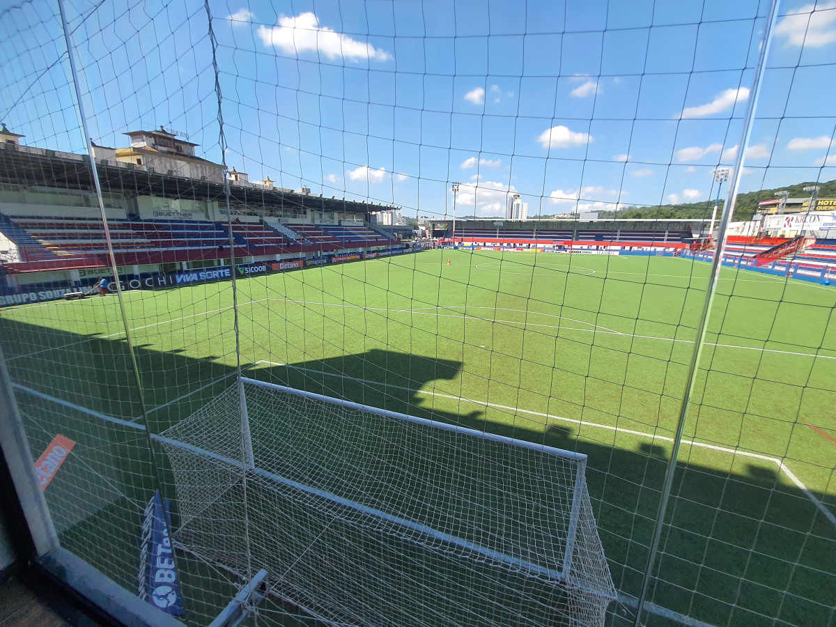 augusto bauer bar estádio