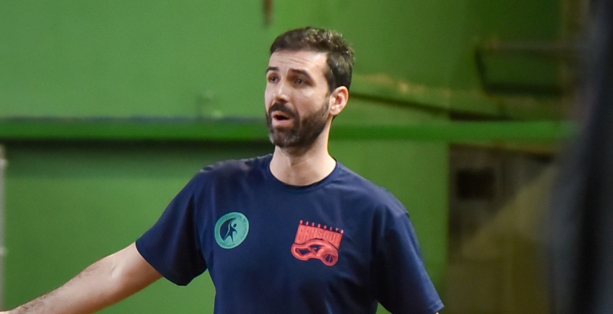 Brusque Durval basquete