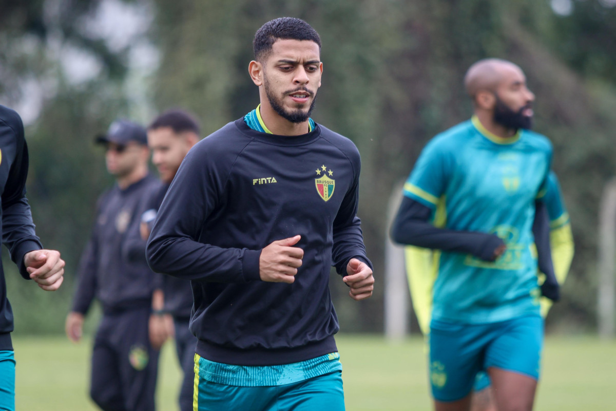 Brusque treino América Steffen