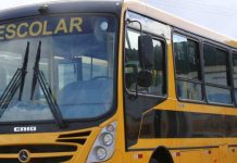 Ônibus da frota escolar de Brusque se envolve em acidente na Beira Rio