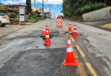 Tubulação rompe e prejudica abastecimento de água no bairro Dom Joaquim Tubulação