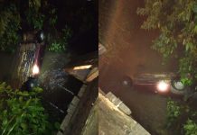 Carro com duas pessoas cai em rio no bairro Guabiruba Sul, em Guabiruba Guabiruba