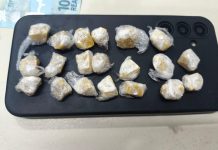 Passageiro de carro de aplicativo é preso por tráfico de drogas em Brusque