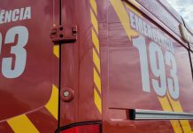 Motociclista sofre fratura exposta após acidente com carro no Centro de Brusque Brusque