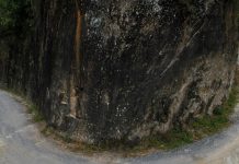 Paredão escavado à picareta guarda marcas de obra centenária no interior de Botuverá