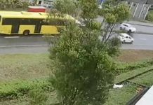 VÍDEO – Motorista morre em acidente entre ônibus, carro e moto, em Joinville Acidente