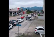 VÍDEO – Fila de veículos é registrada na avenida Hugo Schlosser após fechamento de rotatória no Jardim Maluche Brusque