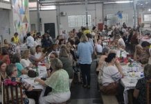 Bingo especial de Natal do Clube de Mães da Apae de Brusque será realizado nesta terça-feira