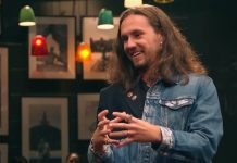 VÍDEO – Vitor Kley relembra história vivida durante show em Brusque em programa de Fábio Porchat: “fui enrolado por um Chapolin”