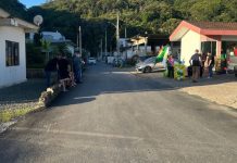 Pavimentação comunitária de rua no São Pedro, em Brusque, é concluída