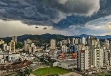 Calor, vento e queda de temperatura: Brusque terá mudança com frente fria