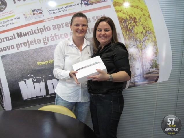 Rejane Vieira Michelotti recebe prêmio da promoção "Meu Blog no Município Mais"