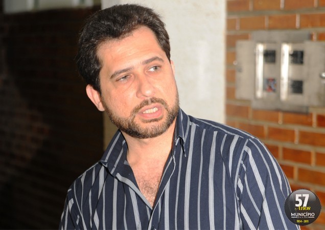 Partido Socialista Brasileiro (PSB) moveu ação contra o presidente do Brusque Futebol Clube, Mauricy Pereira de Souza e o prefeito Paulo Roberto Eccel por propaganda eleitoral antecipada