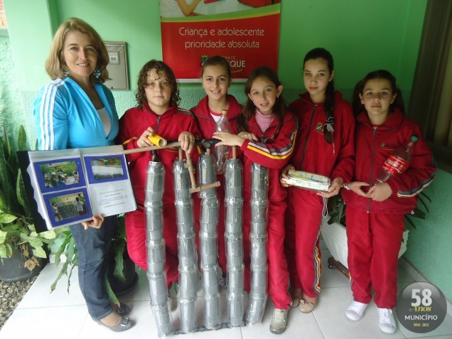 Alunos da EEF Adelina Zierke esperam que o exemplo das placas possa ser adotado por outras escolas e residências da comunidade