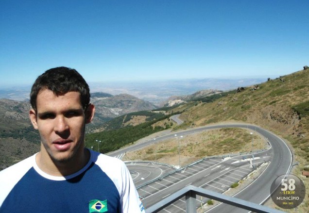 Nadador disputará Paralimpíadas de Londres entre o fim de agosto e início de setembro