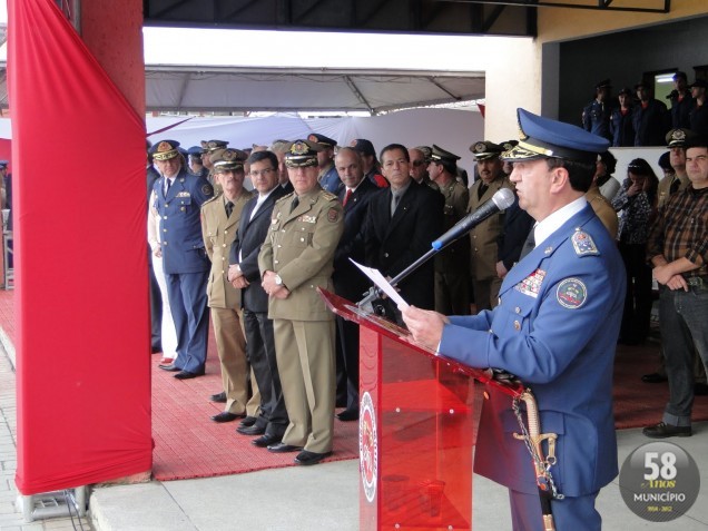 Coronel BM Marcos de Oliveira, natural de Brusque, em seu discurso de posse no comando-geral do Corpo de Bombeiros Militar de Santa Catarina