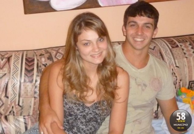 Leonardo Testoni com a namorada Eduarda Mello