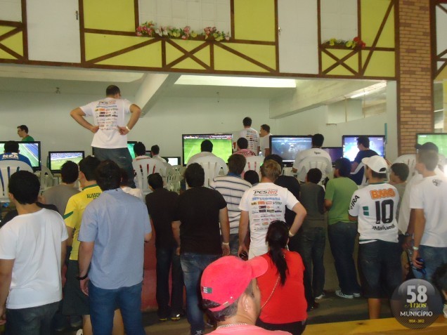 As competições foram nas categorias PlayStation 2 e Play Station 3