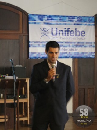 Wagner Dantas enfatizou a importância da comunicão e informação dentro de grandes centros empresariais. O economista avaliou o comportamento dos clientes e relatou que as empresas devem incorporar no