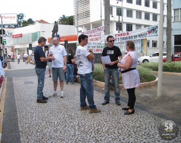 Entidades fazem manifestação pelo voto consciente