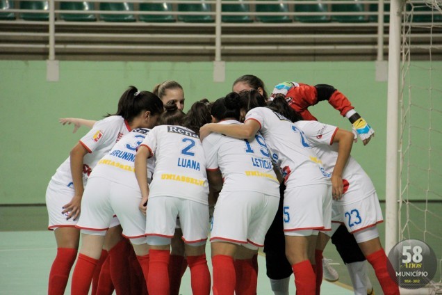 Equipe perdeu nas semifinais para Chapecó, mas garantiu o Bronze contra o Concórdia