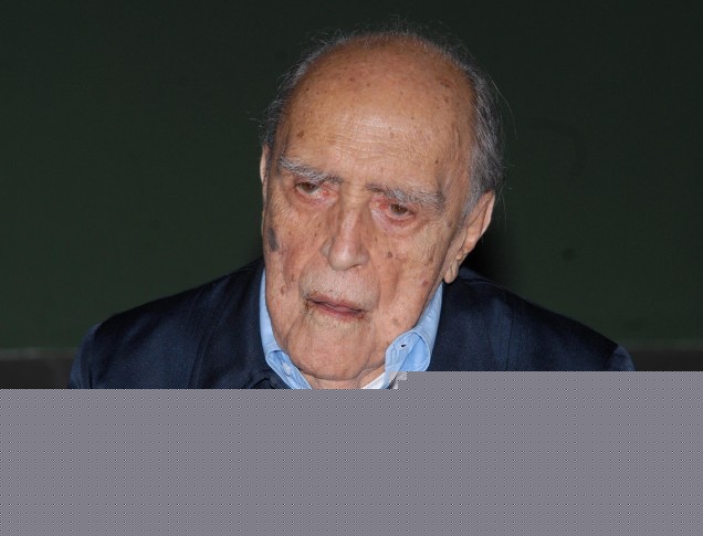 Ainda não há, no entanto, informações sobre o motivo da internação e o estado de saúde do arquiteto