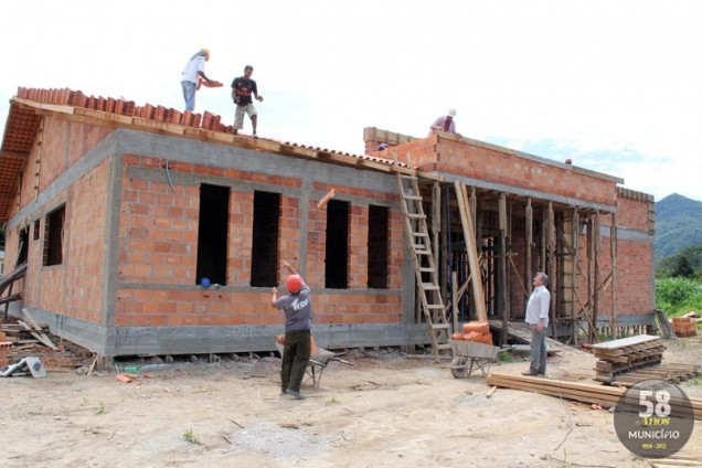 Orides Kormann conferiu o andamento das obras antes do município