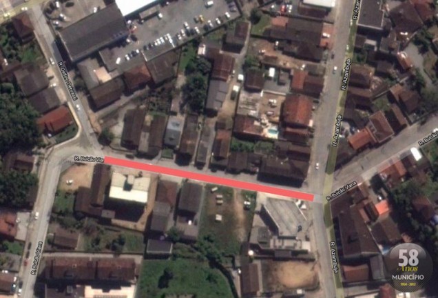 O serviço está concentrado no trecho da rua Bulcão Viana, numa extensão de 100 metros