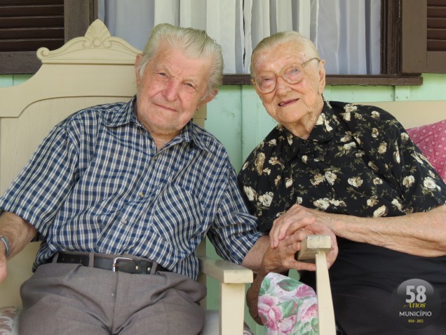 "Não é só uma história de 70 anos de casados, são 70 anos de amor", testemunha Brunilde Fuckner, uma das sete filhas do casal.
