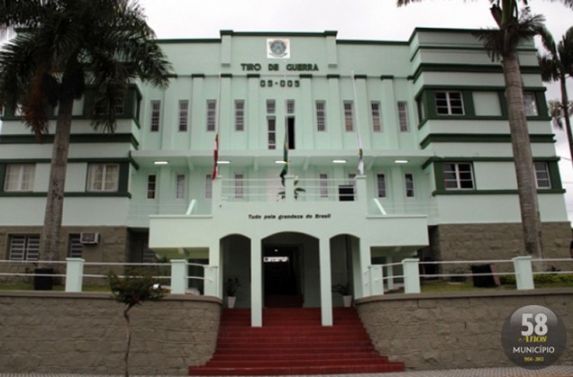 Tiro de Guerra está localizado na rua Felipe Schmidt, 455