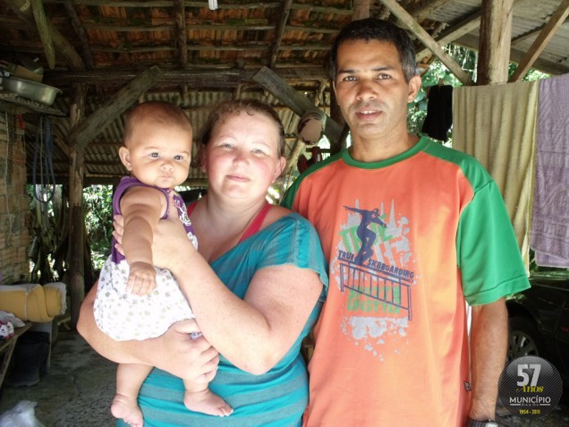 Juarez ao lado da família