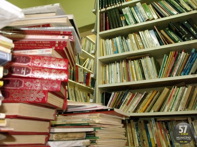 O livro na vida dos brusquenses