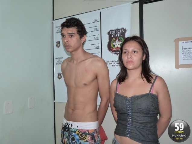 Francieli do Carmo Almeida e Gean Paiva Guapiano foram presos suspeitos de tráfico de drogas no bairro Azambuja