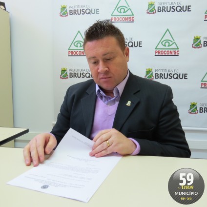 O diretor do Procon de Brusque, Fábio Roberto de Souza, diz que o Sindec deve estar em operacionalização em meados de setembro