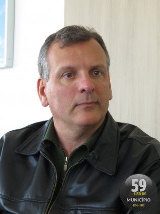 Paulo Eccel e Evandro de Farias atuam amparados em liminar concedida pelo TRE em janeiro deste ano. Sentença definitiva não tem data para sair