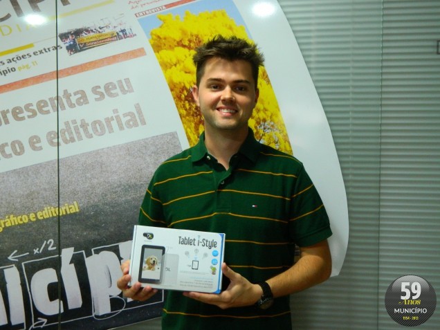 Rafael Baumgartner foi o vencedor com foto de pôr do sol às margens da rodovia Antônio Heil