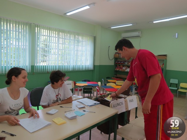 A participação dos estudantes e da comunidade foi intensa na Escola Georgina da Luz